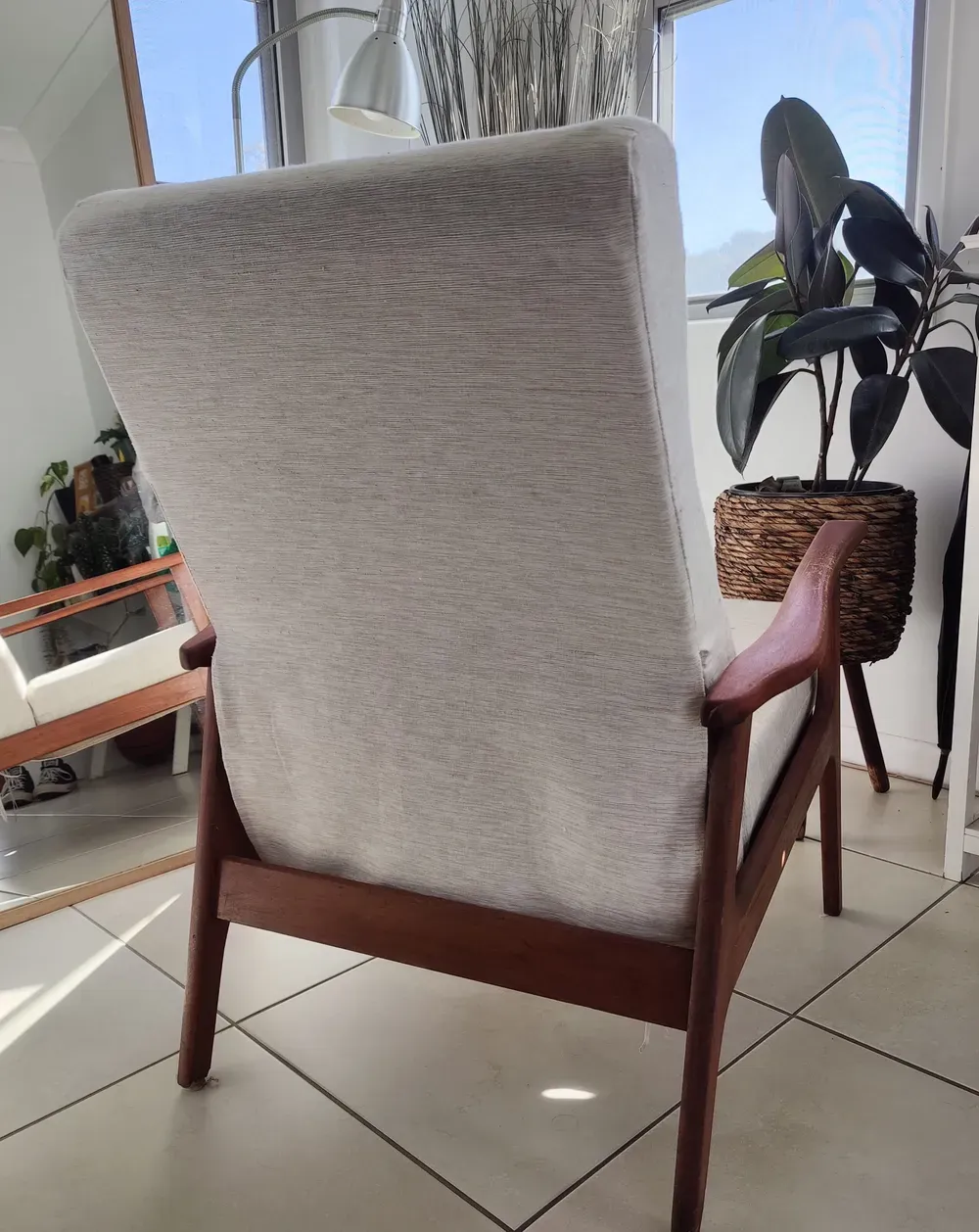 Back angle of the finished chair